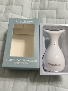 BeautySociety CryoSculpt Travel Facial Roller — White